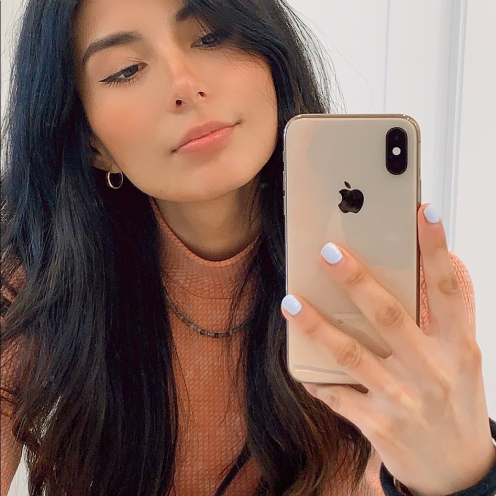 Meet your Posher, Stefany